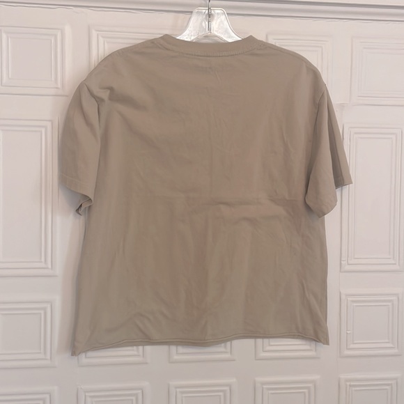 Vintage inspired “Tennis Club" Graphic Tee Size Medium. - Picture 2 of 5